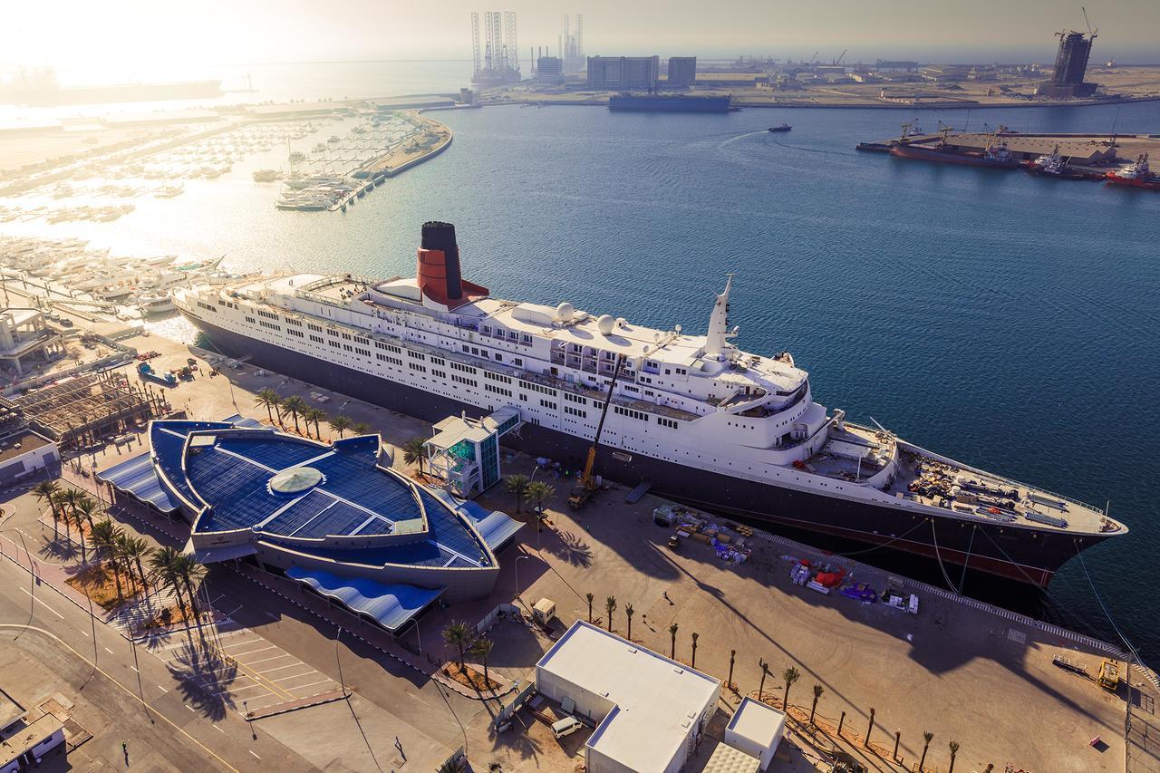 Queen Elizabeth 2 Hotel Dubai Esterno foto